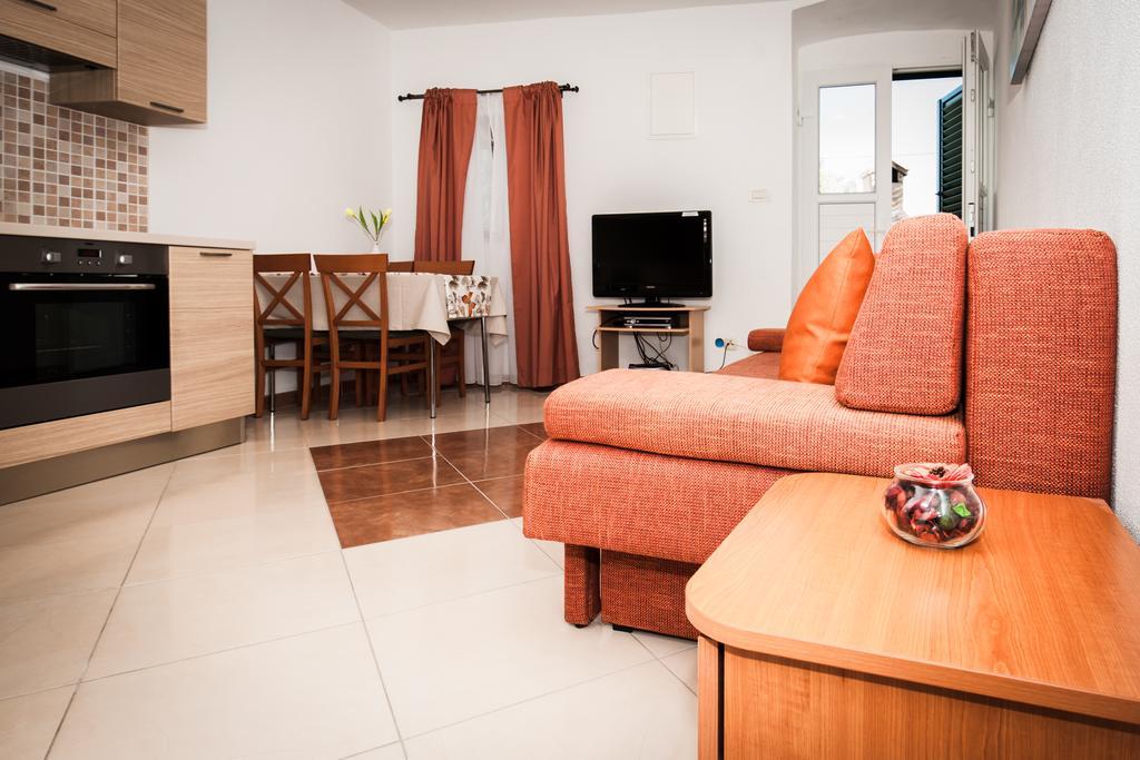 Holiday Home Amela Bol Exterior foto